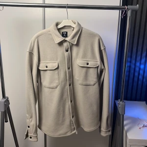 Fleec jacka - Använd i nyskick 