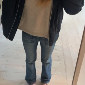 Lowwaisted jeans - Galet snygga jeans från diesel, både lowwaisted och bootcut!!