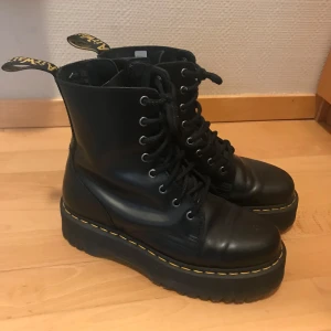 Dr Martens Jardon - Mycket bra skick använda ett par gånger för små för mig