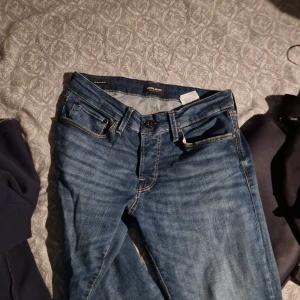 Jeans  - Knappt använda nyköpt 900