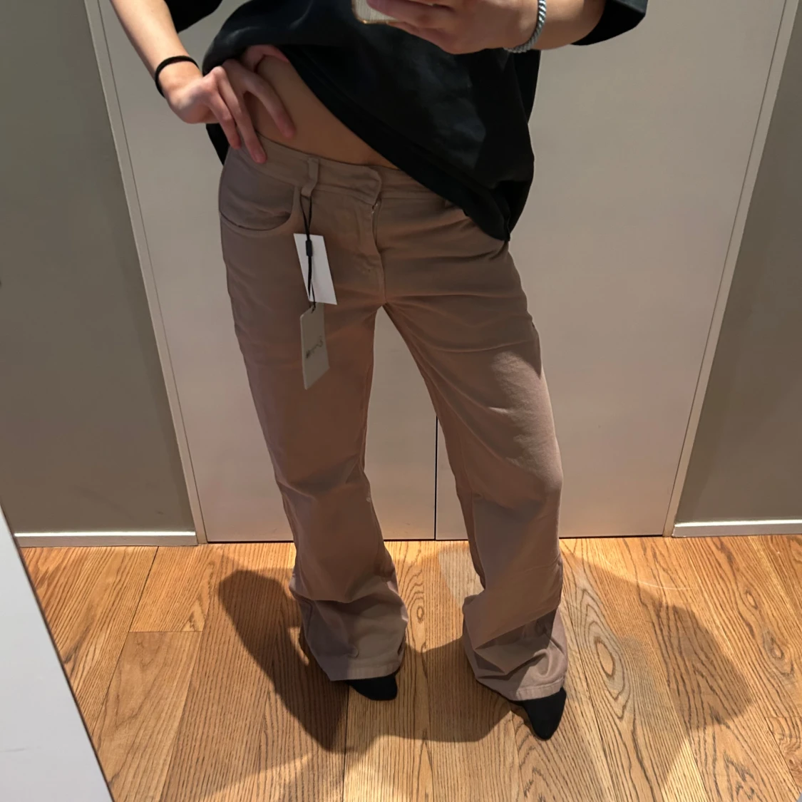 Beige byxor med vida ben - 1