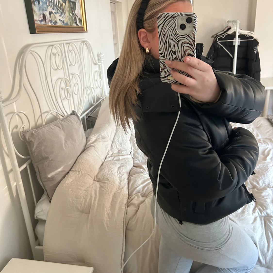 Svart pufferjacka från NA-KD - 2