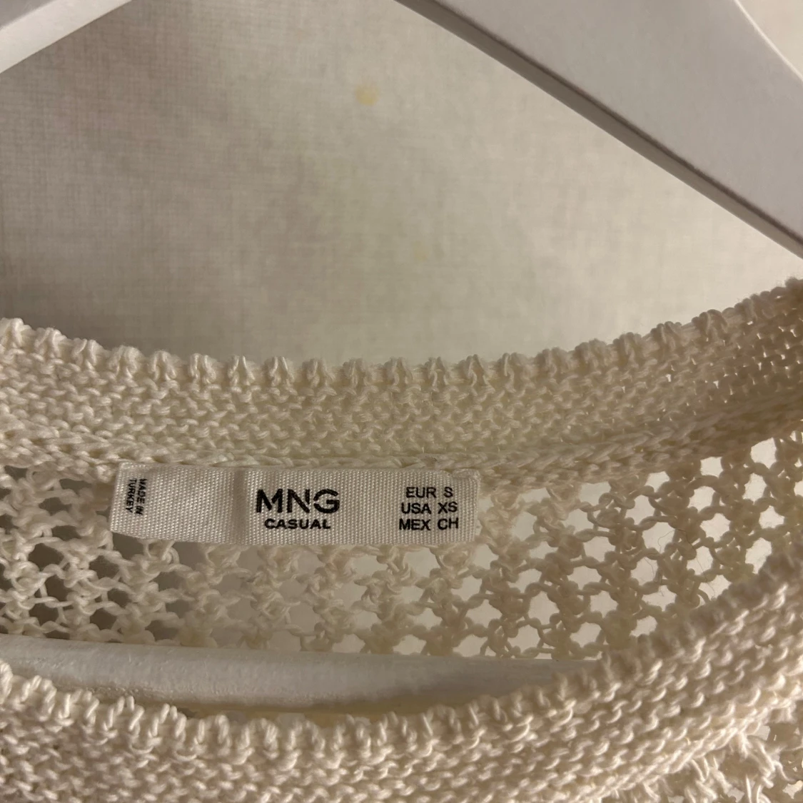 Stickad topp från MNG  - 1