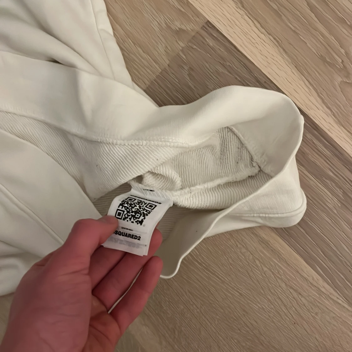 Dsquared2 tröja med tag - 1