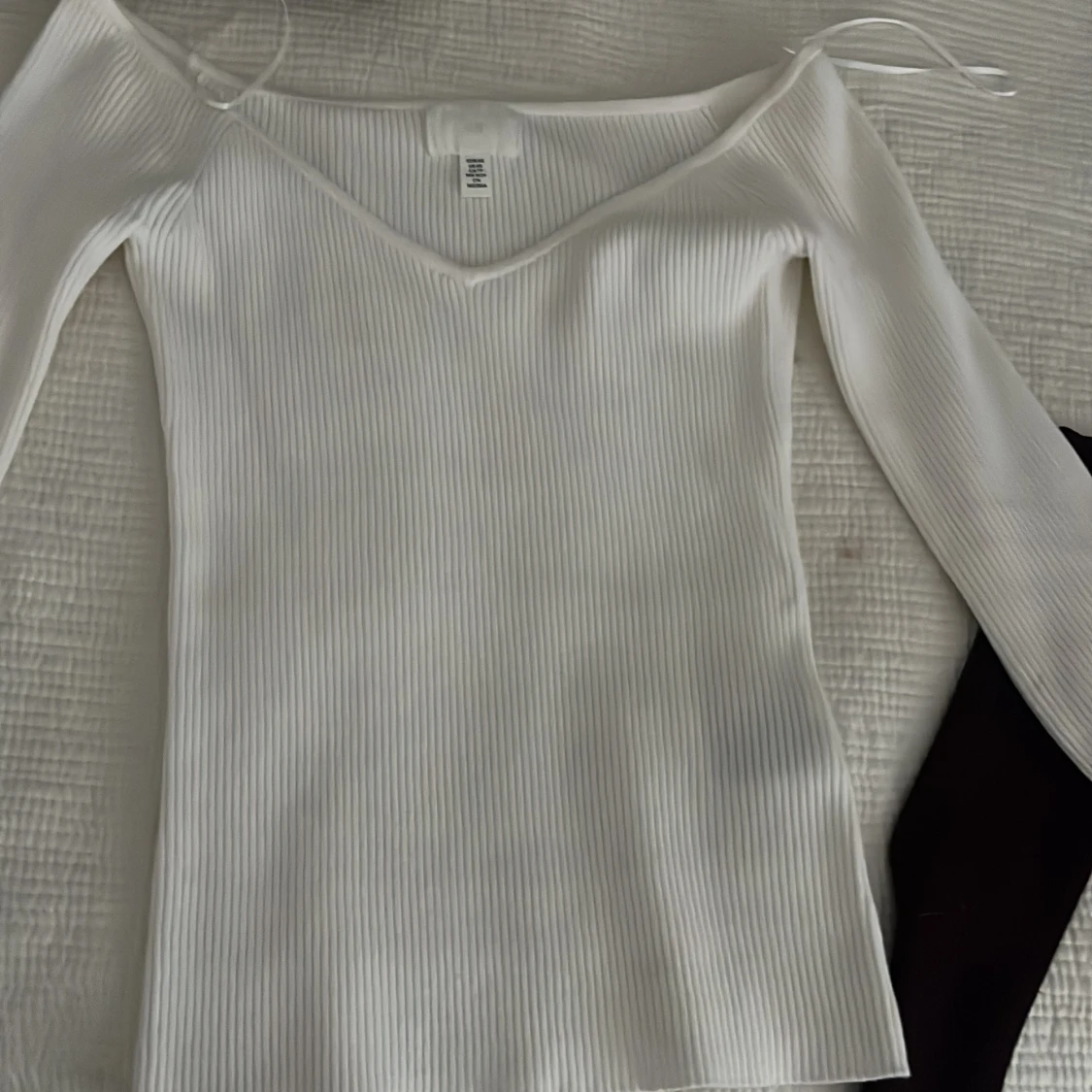 Vit ribbad topp från H&M