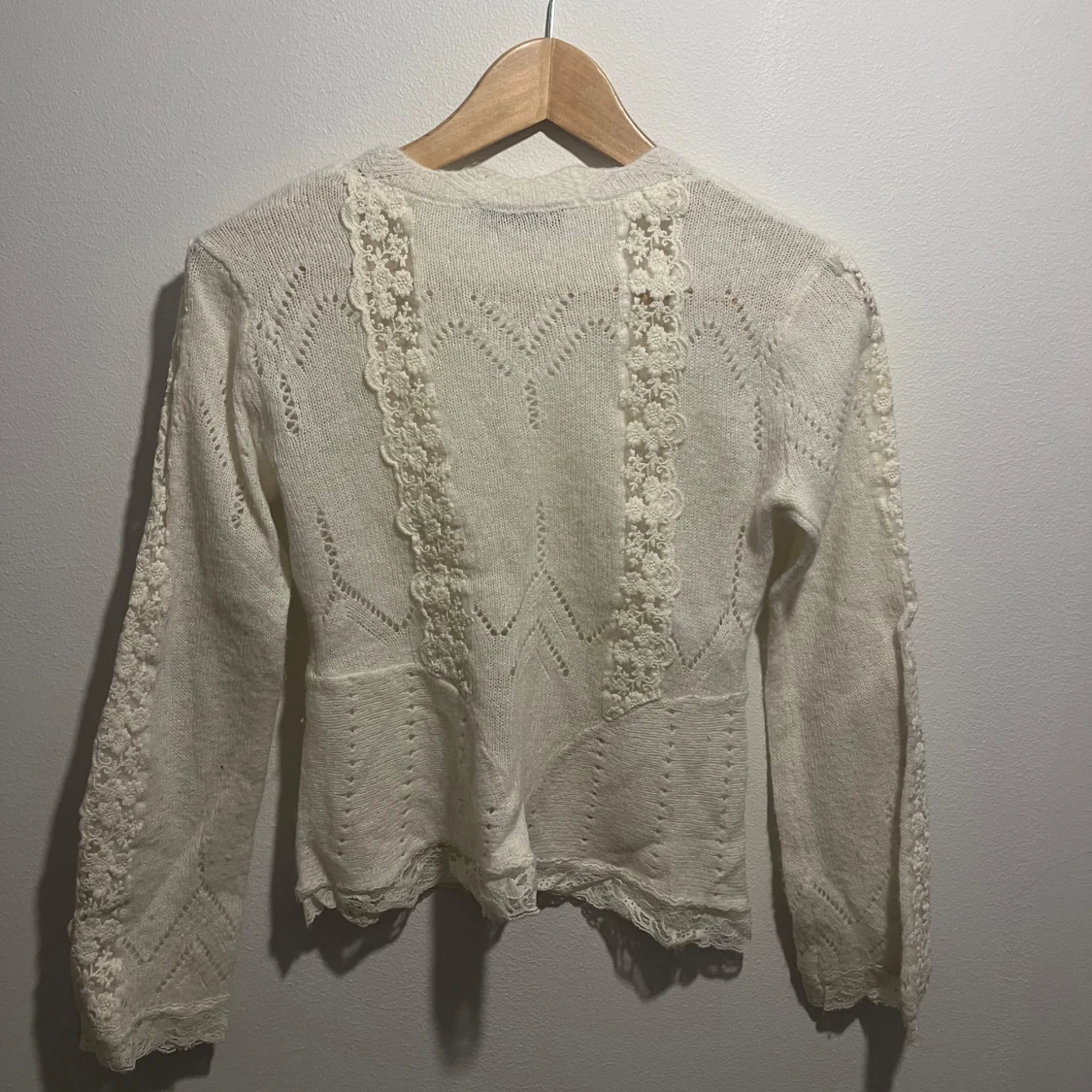 Vit stickad tröja från Zara - 1