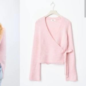 Rosa omlott kofta💕 - Kofta från Gina tricot inga defekter och i storlek s sitter jätte fint på med en rosett vid sidan💕💕