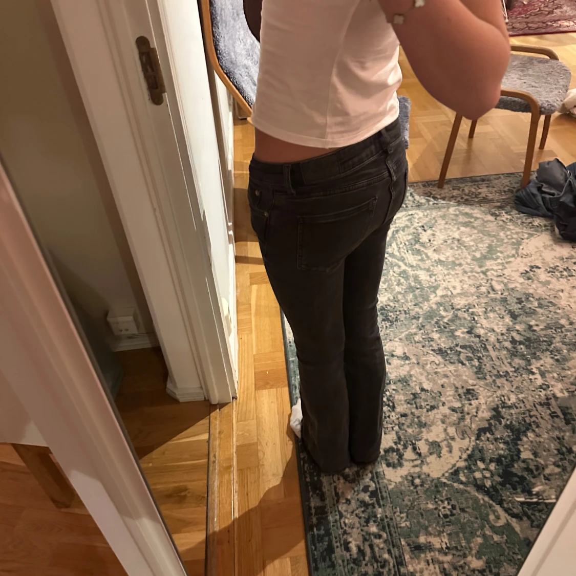 Svarta bootcut jeans