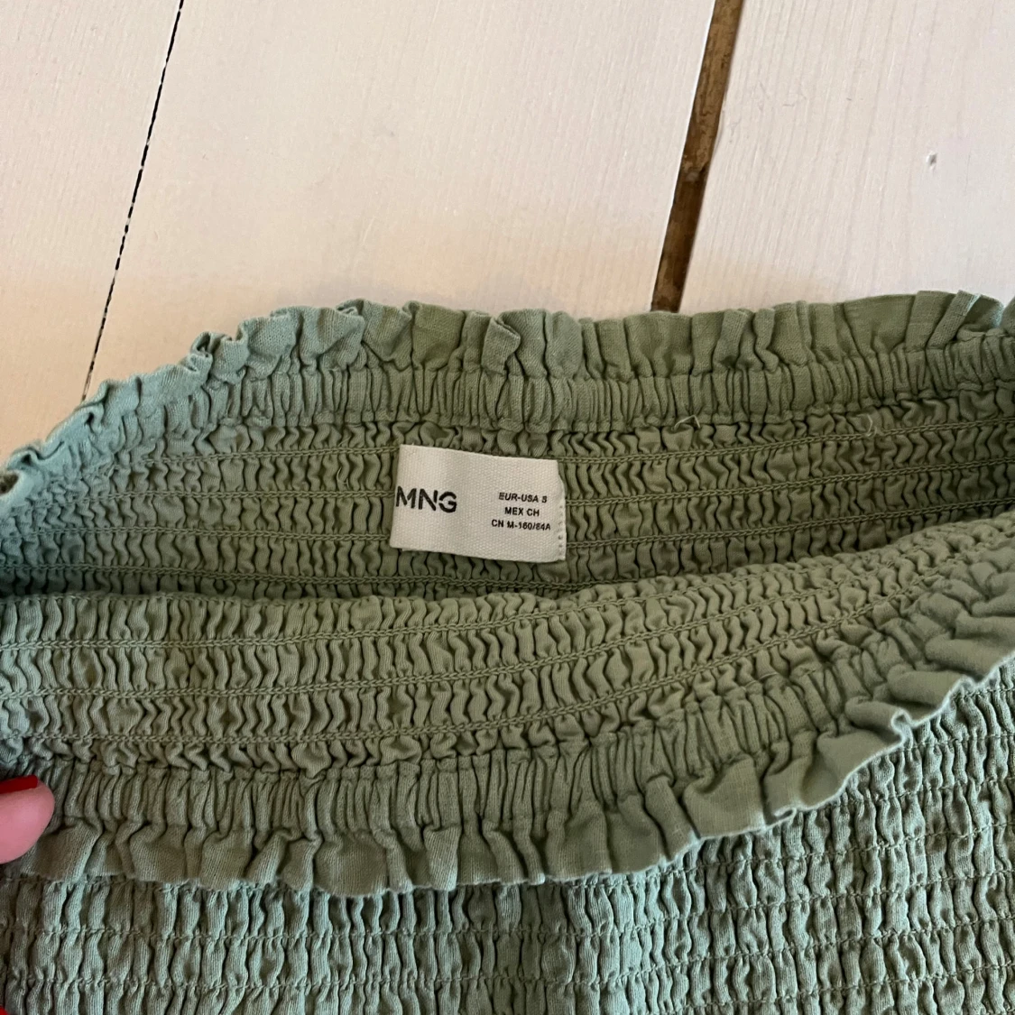 Grön kjol från Mango - 90