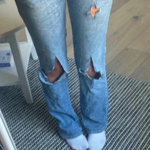 Lbt jeans  - Lånade bilder av hon jag köpte dom av. Sitter fint inget fel på dom säljer för de inte längre passar mig