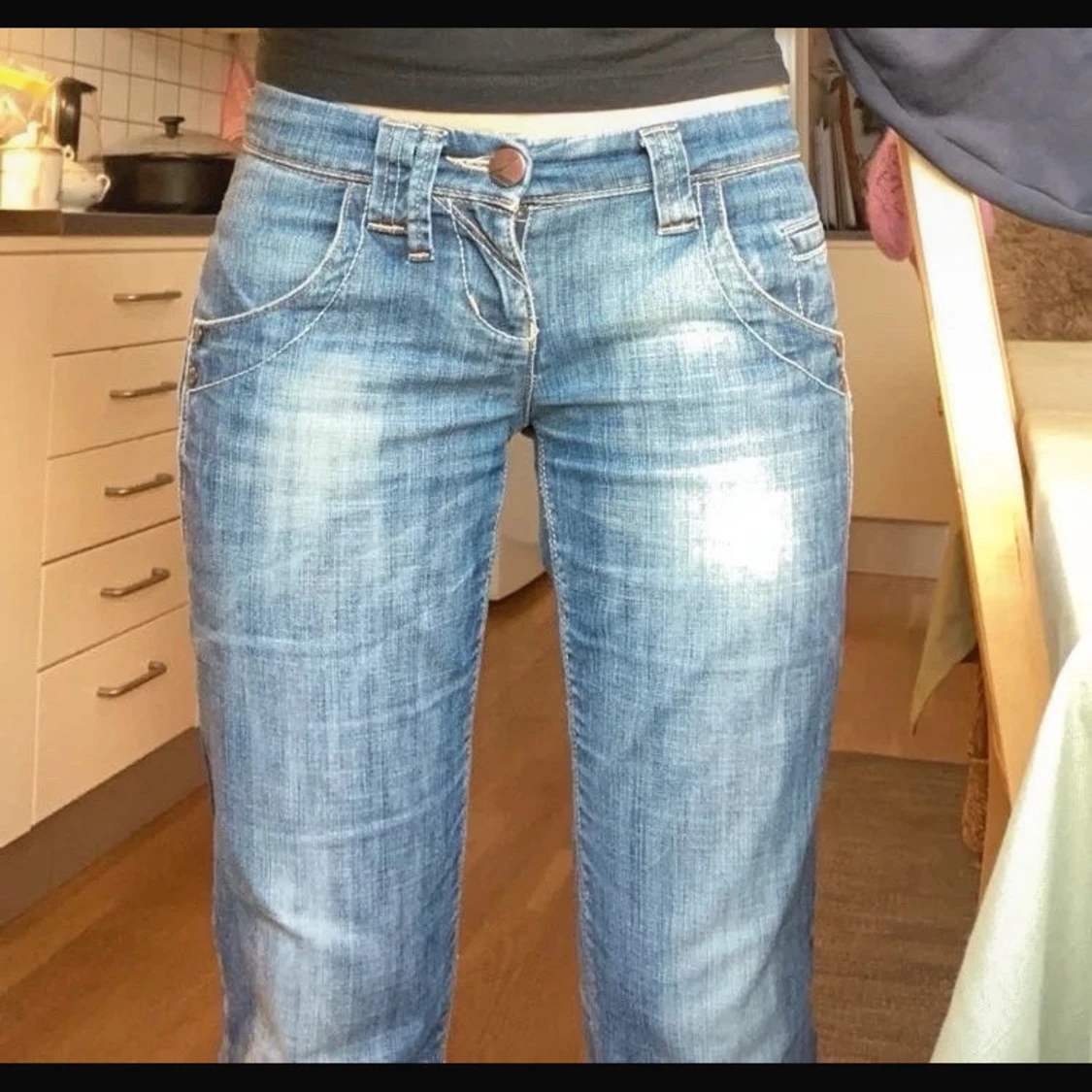 Blå bootcut jeans - 93