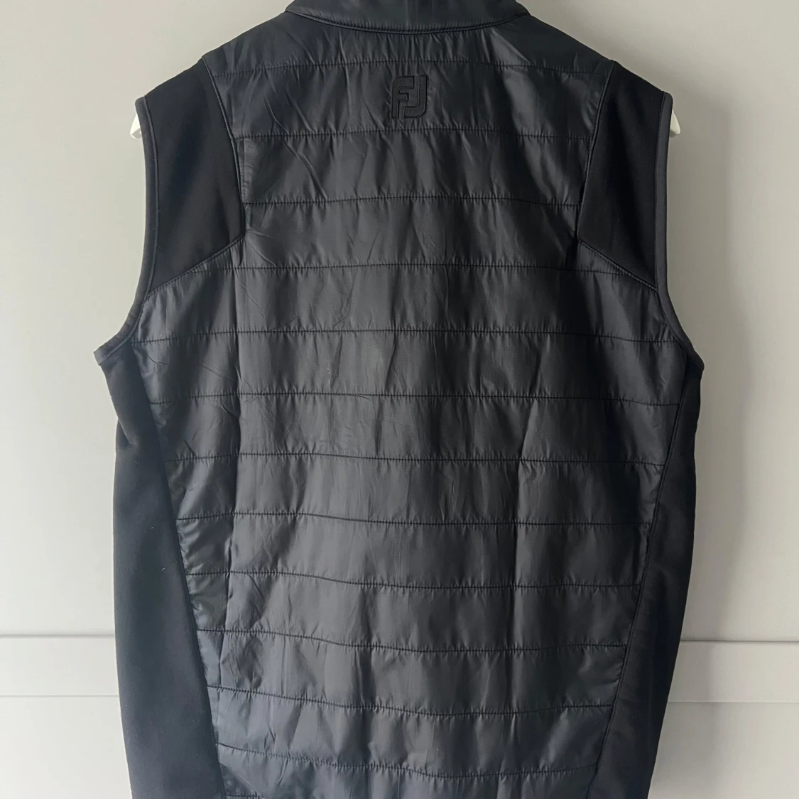 Svart väst från FootJoy - 1