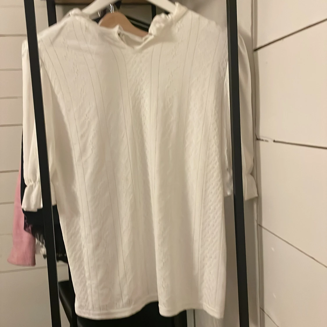 Vit blus från Jyothi - 1