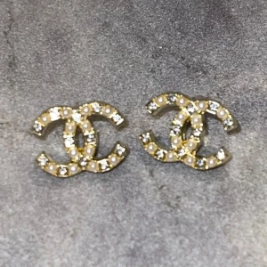 Örhängen  - Helt nya örhängen rostfritt stål