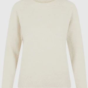 Beige stickad tröja - Säljer en beige super fin och skön stickad tröja från Vero moda den är gott som ny. Skriv till mig vid behov av fler bilder! 💞💞