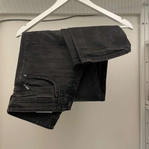 Replay jeans  - Tjena! Säljer detta par replay jeans i storlek w30! Skick 9/10. Inga defekter! Om ni har några frågor är det bara att höra av sig!😁