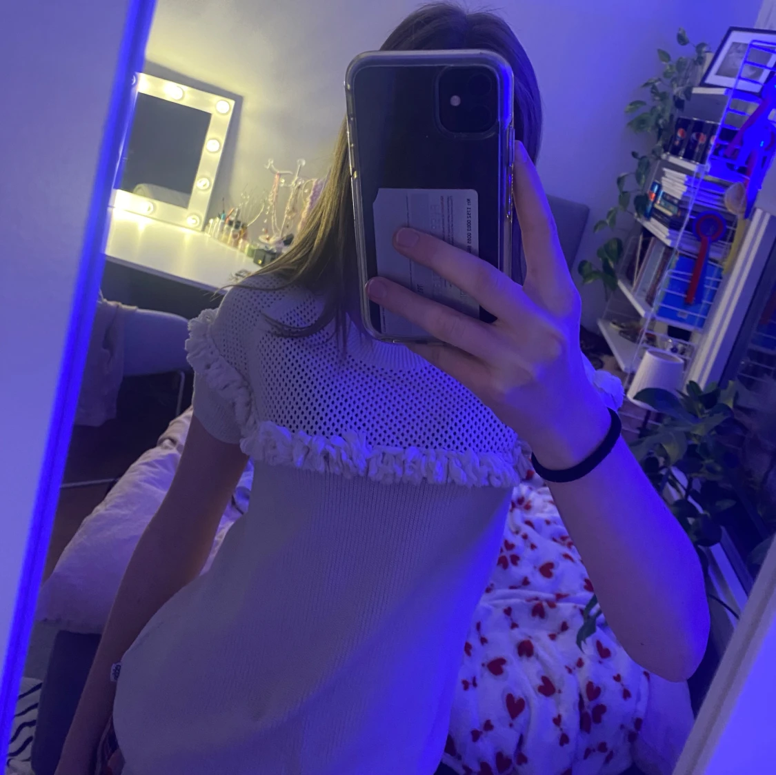 Vit stickad topp med fransdetaljer - 91