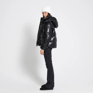 Svart pufferjacka från 157 - Snygg svart pufferjacka från lager 157 i modellen Lollo. 