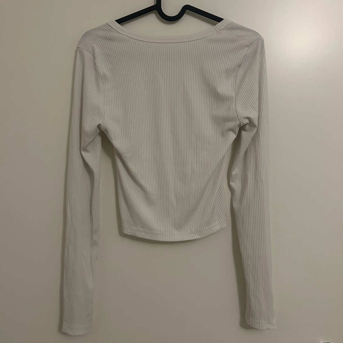 Basic vit långarmad tröja - 90