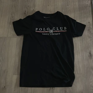 Har inte använt den en endaste gång och jag köpte den idag så den är helt ny - Den är ny inte använd 