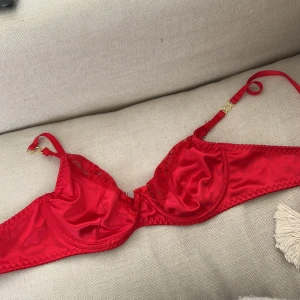 Satin bh - Helt oanvänd 