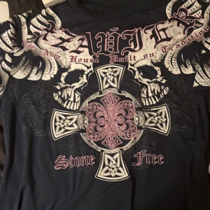 T shirt - Har bytt still och ville rensa mina kläder!