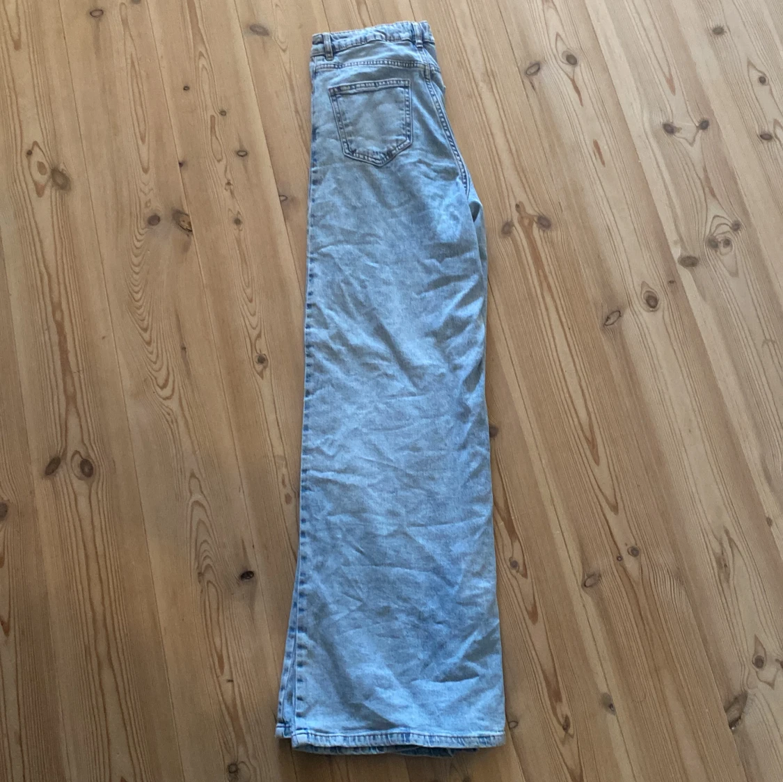 Ljus blåa, högmidjade jeans - 90