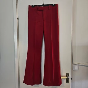 Kostymbyxor - Super snygga Kostymbyxor sitter som en smäck, tyvärr blivit lite små på mig. Nypris 650kr