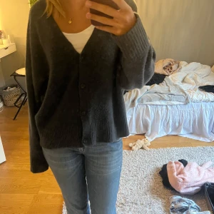 Stickad kofta - Stickad kofta från zara🥰🥰