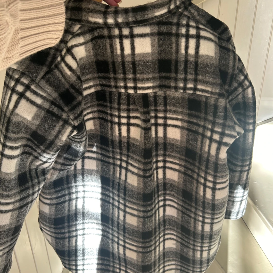 Rutig overshirt från Boohoo - 2