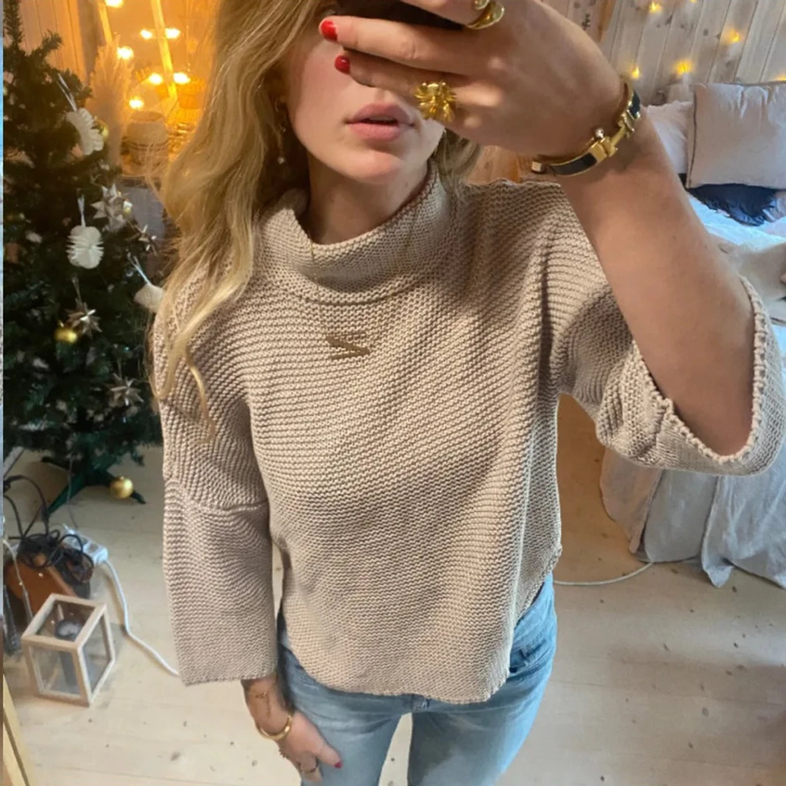 Beige stickad tröja - 90