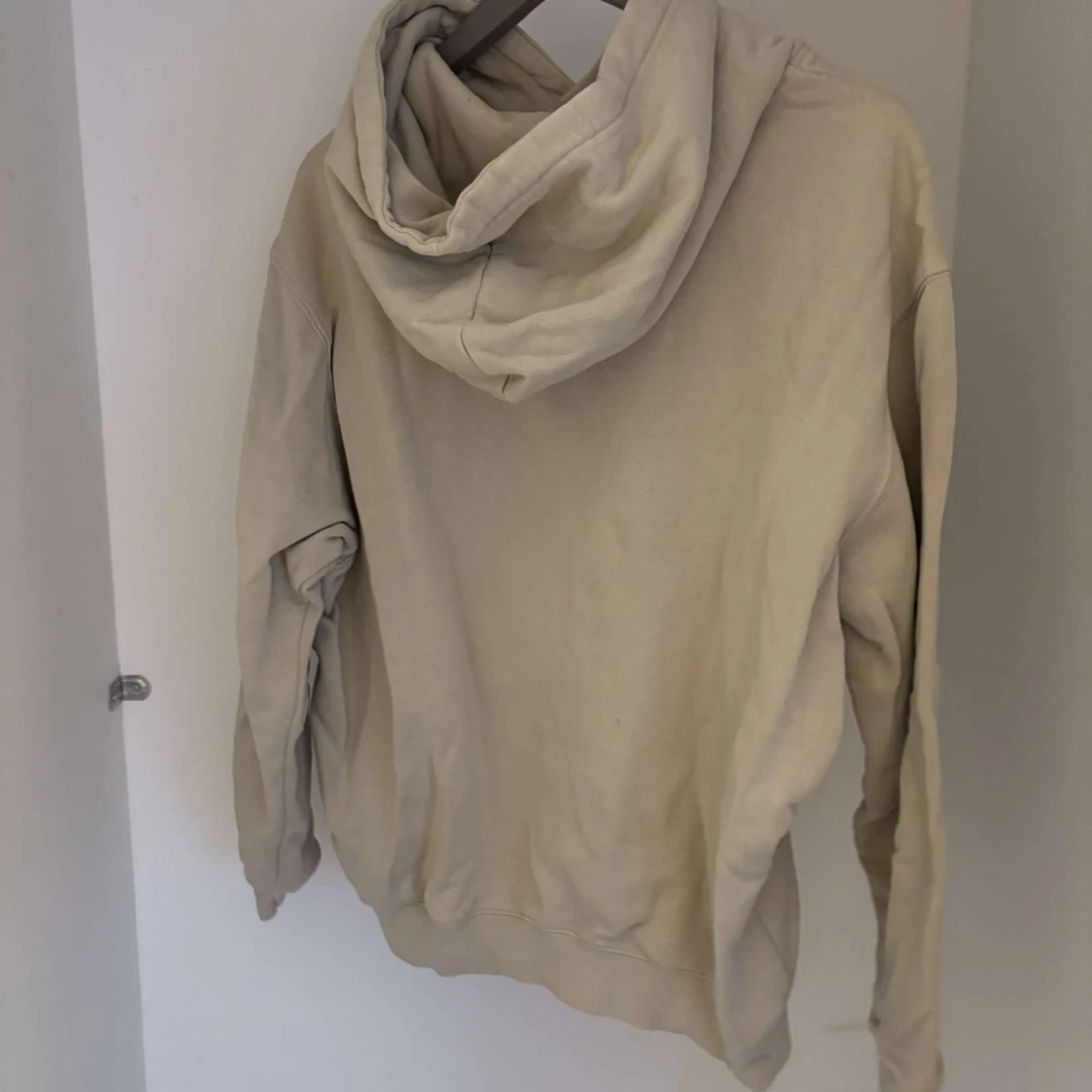 Beige hoodie - 90