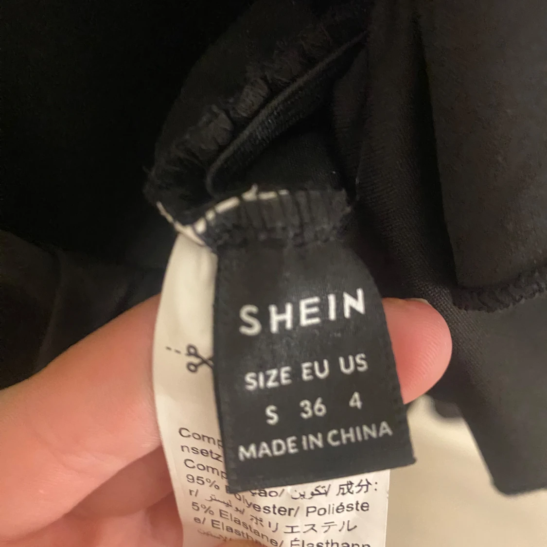 Svart topp från shein - 90