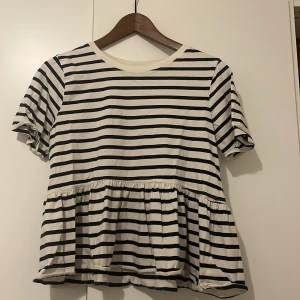 Randig topp  - En söt topp från zara!