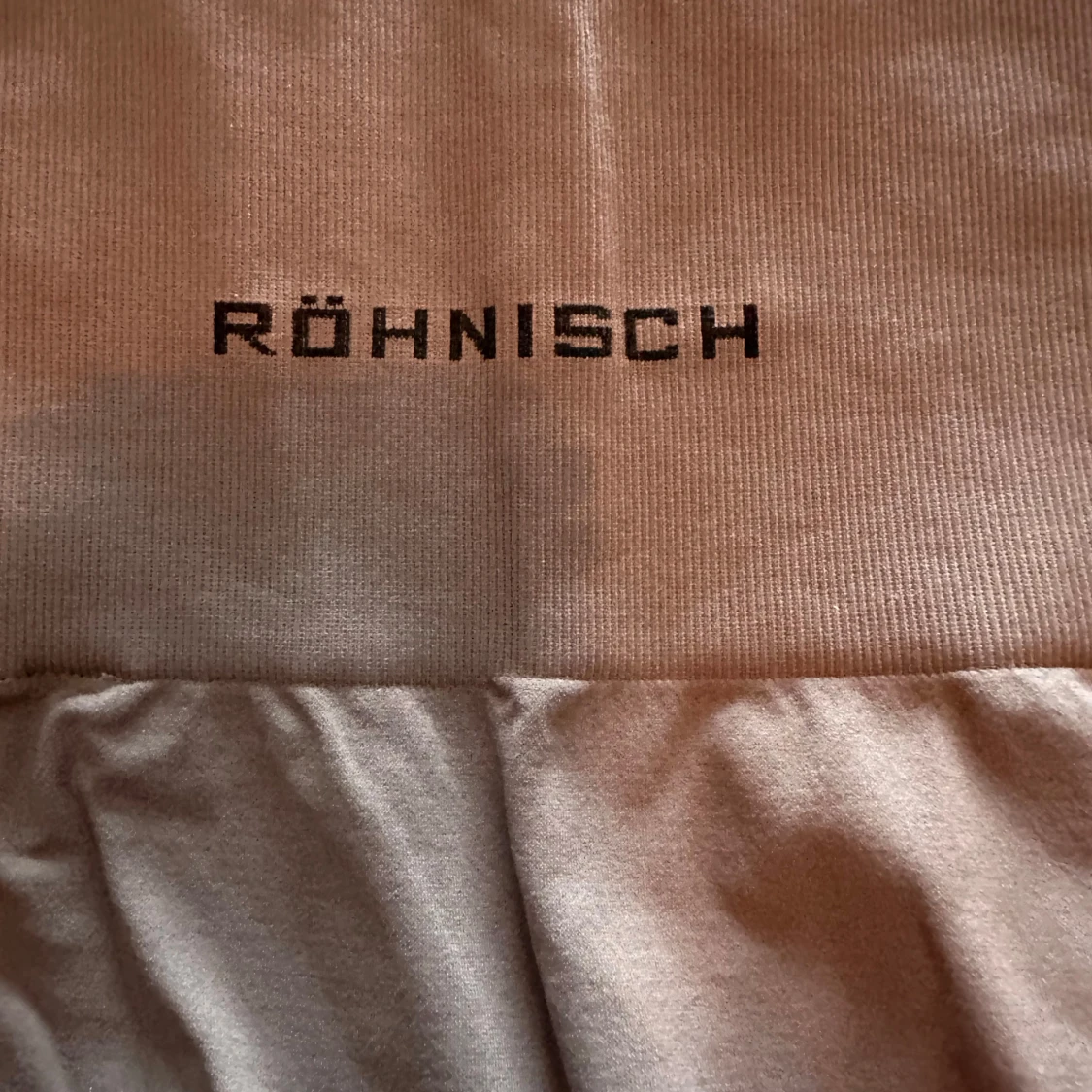 Bruna leggings från Röhnisch - 2