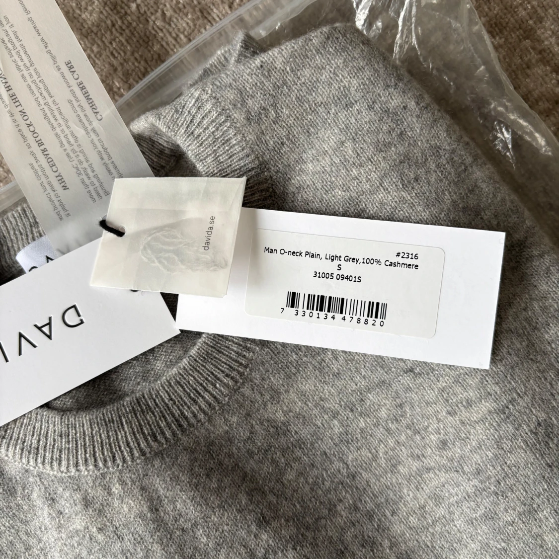 Ljusgrå o-neck Davida - 91