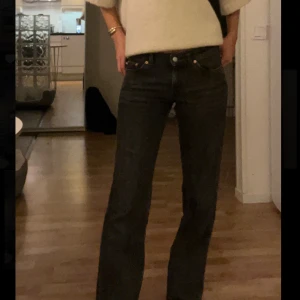 Lågmidjade jeans - Jätte fina Low rise jeans från Weekday!💕🫶🏼