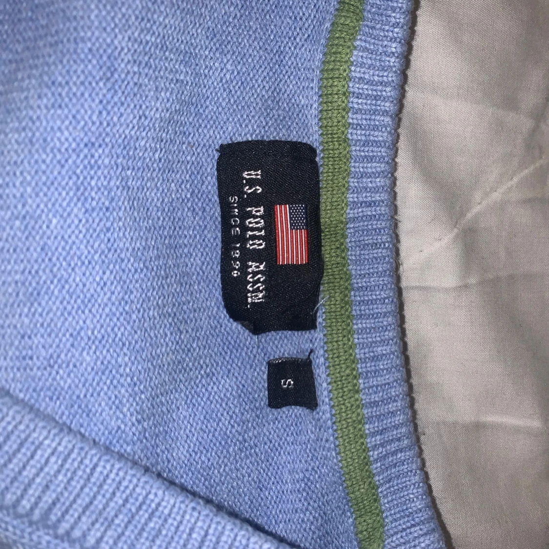 Ljusblå stickad väst från U.S. Polo Assn. - 90