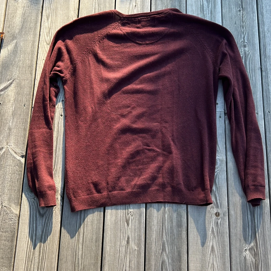 Vinröd stickad tröja - 91