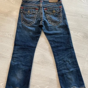 True Religion jeans  - Skitsnygga jeans!! Tyvvär lite för små för mig!💕
