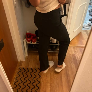 Kostymbyxor  - Jättefina kostymbyxor från Noa noa 