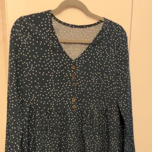 Klänning/tunika - Långärmad klänning/tunika, aldrig använd då den var stor, från shein.