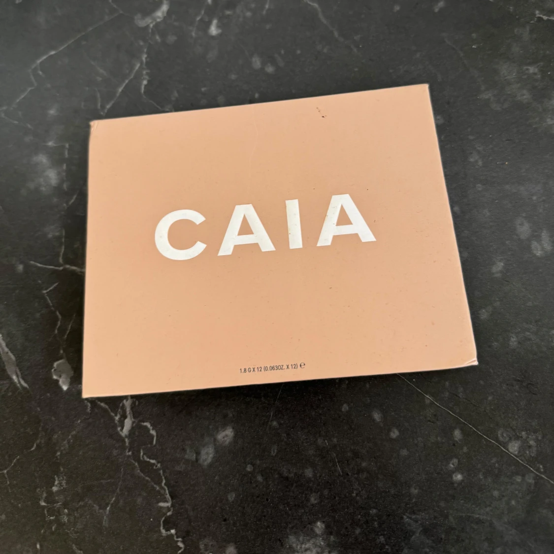 Caia ögonskuggor - 90