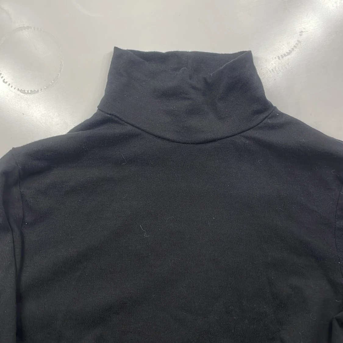 Svart polotröja - 1