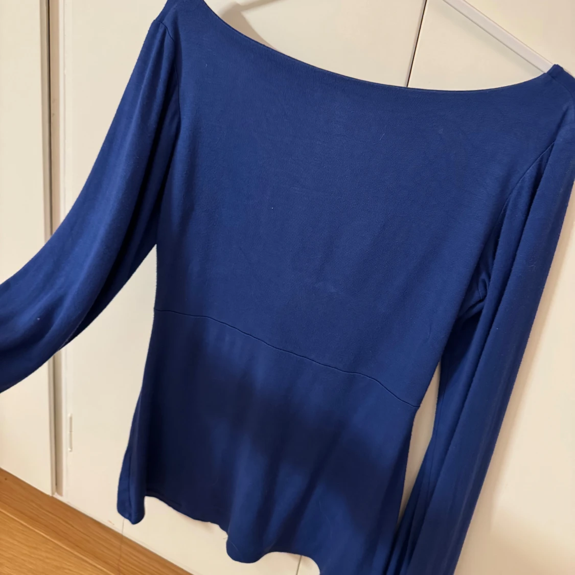 Blå långärmad topp från Design By Si - 2