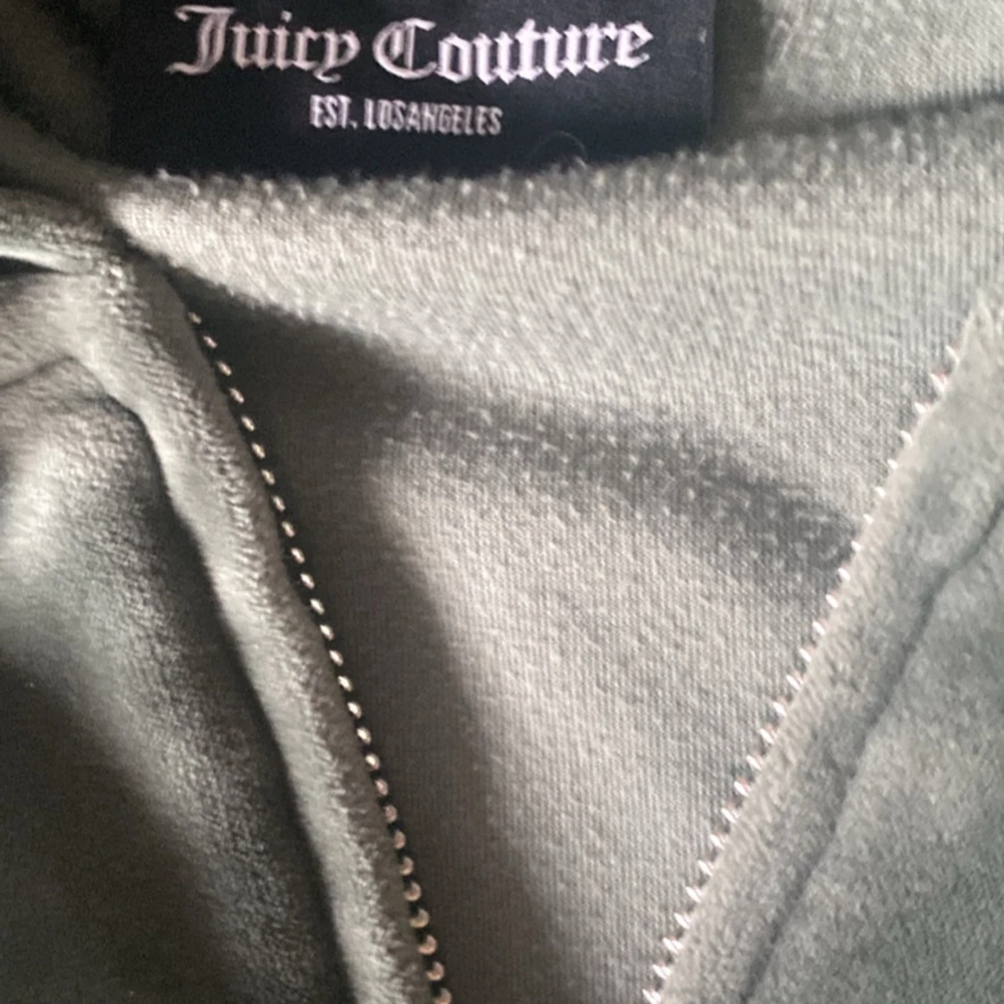 Grönt  velour sätt från Juicy Couture - 2
