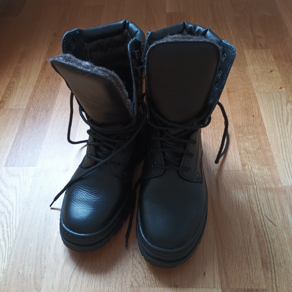 Svarta vinterkängor med foder - 2