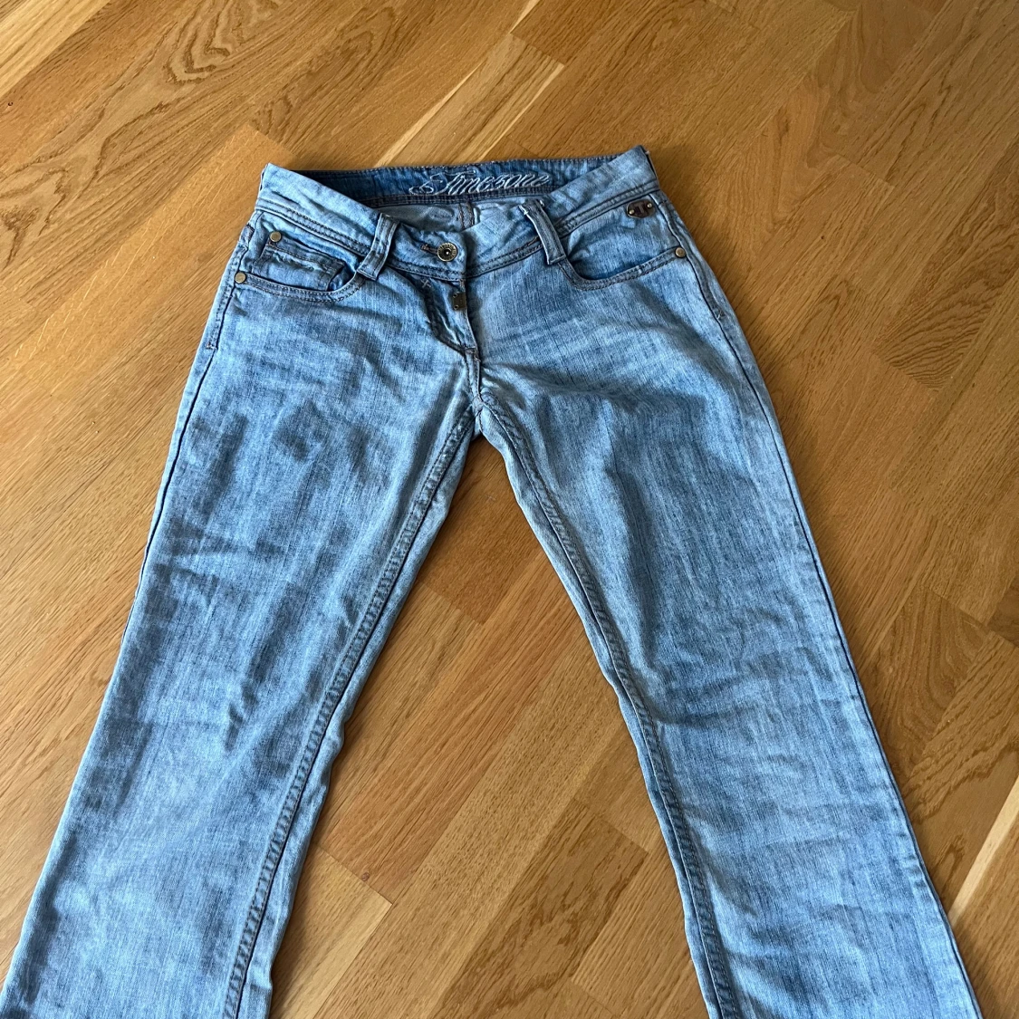 Lågmidjade jeans flare/bootcut - 91