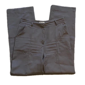 MADLADY KOSTYMBYXOR - Jättefina kostymbyxor från Madlady i EU 40 L34!💕