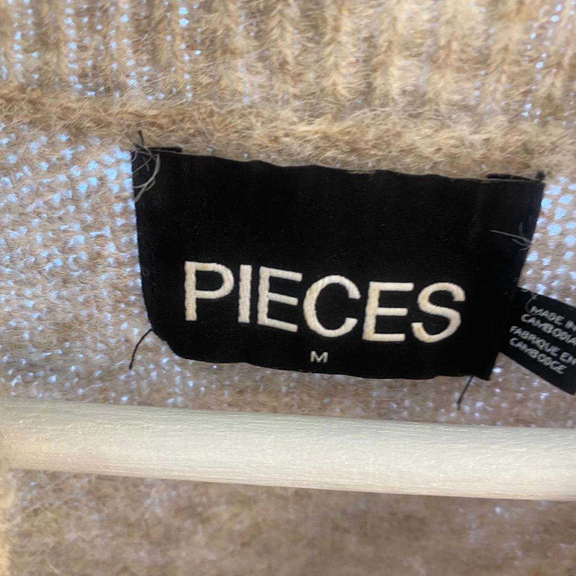 Stickad tröja  - 90